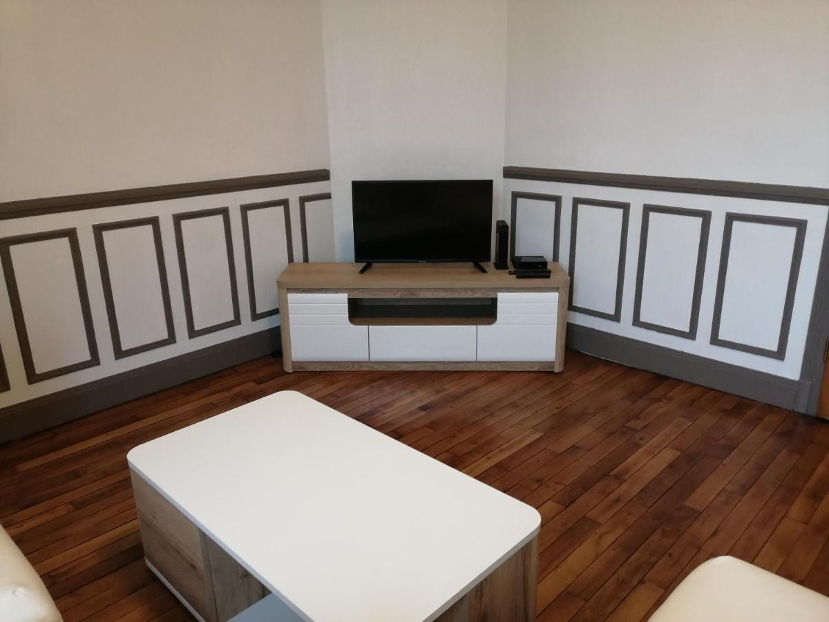 F2 sérénité proche de la Loire Orléans Extérieur photo